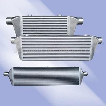 แข่งรถอลูมิเนียม brazed หลอดสุญญากาศ Intercooler / หม้อน้ำ