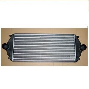ยูนิเวอร์แซชาร์จ Air Cooler สำหรับผลการดำเนิน Car Charge Air Cooler