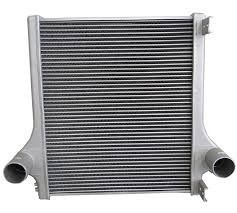 ยานยนต์ครีบท่อแลกเปลี่ยนความร้อน, เครื่องดูดฝุ่นประสาน Intercooler