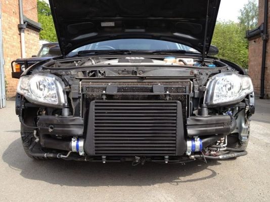 ยานยนต์ครีบท่อแลกเปลี่ยนความร้อน, เครื่องดูดฝุ่นประสาน Intercooler