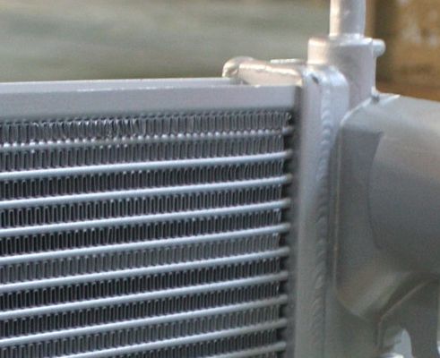 สูญญากาศประสานจานและครีบแลกเปลี่ยนความร้อนอลูมิเนียม Heat Exchanger รถบรรทุกหนัก