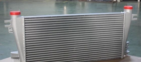 อลูมิเนียมจานและครีบแลกเปลี่ยนความร้อนน้ำมันไฮดรอลิ Air Cooler ระบบรถบรรทุกหนัก