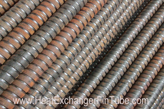 SMLS เหล็กคาร์บอนลูกฟูกสล็อตแลกเปลี่ยนความร้อน Fin Tube A106 / A179 / A192 / A210