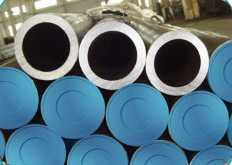 ASTM A209 ASME SA209 เหล็กคาร์บอนไม่มีรอยต่อท่อหม้อน้ำ GR  T1, T-1A, น้ำมันหรือดองหรือภาพพื้นผิวสีดำ