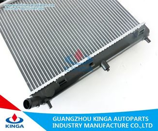 อลูมิเนียมหม้อน้ำรถยนต์ Suzuki MT สำหรับ HYUNDAI i10 &#39;09 PA 16/22/26